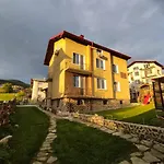 делоре Apartment *