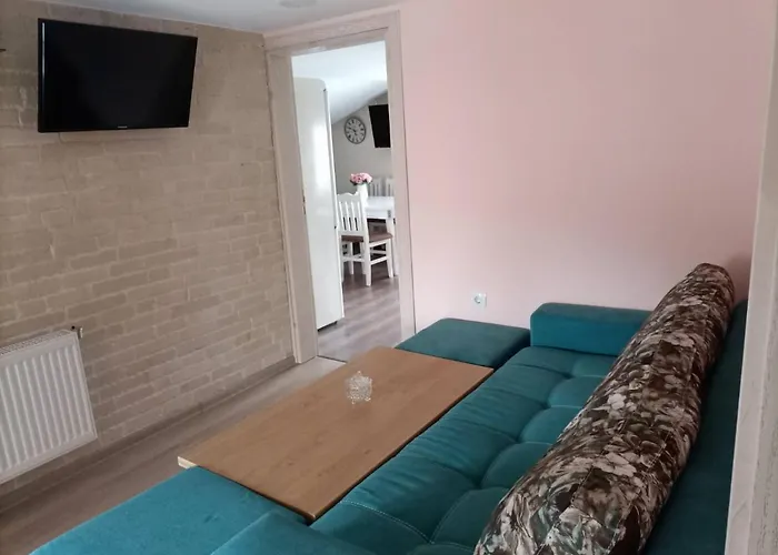 делоре Syrnica